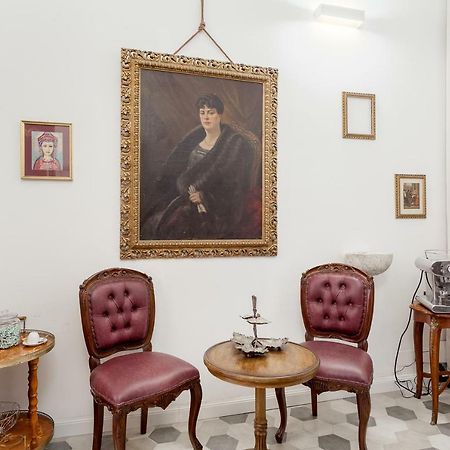 Palazzo Del Duca Piazza Navona Guest House Рим Екстериор снимка