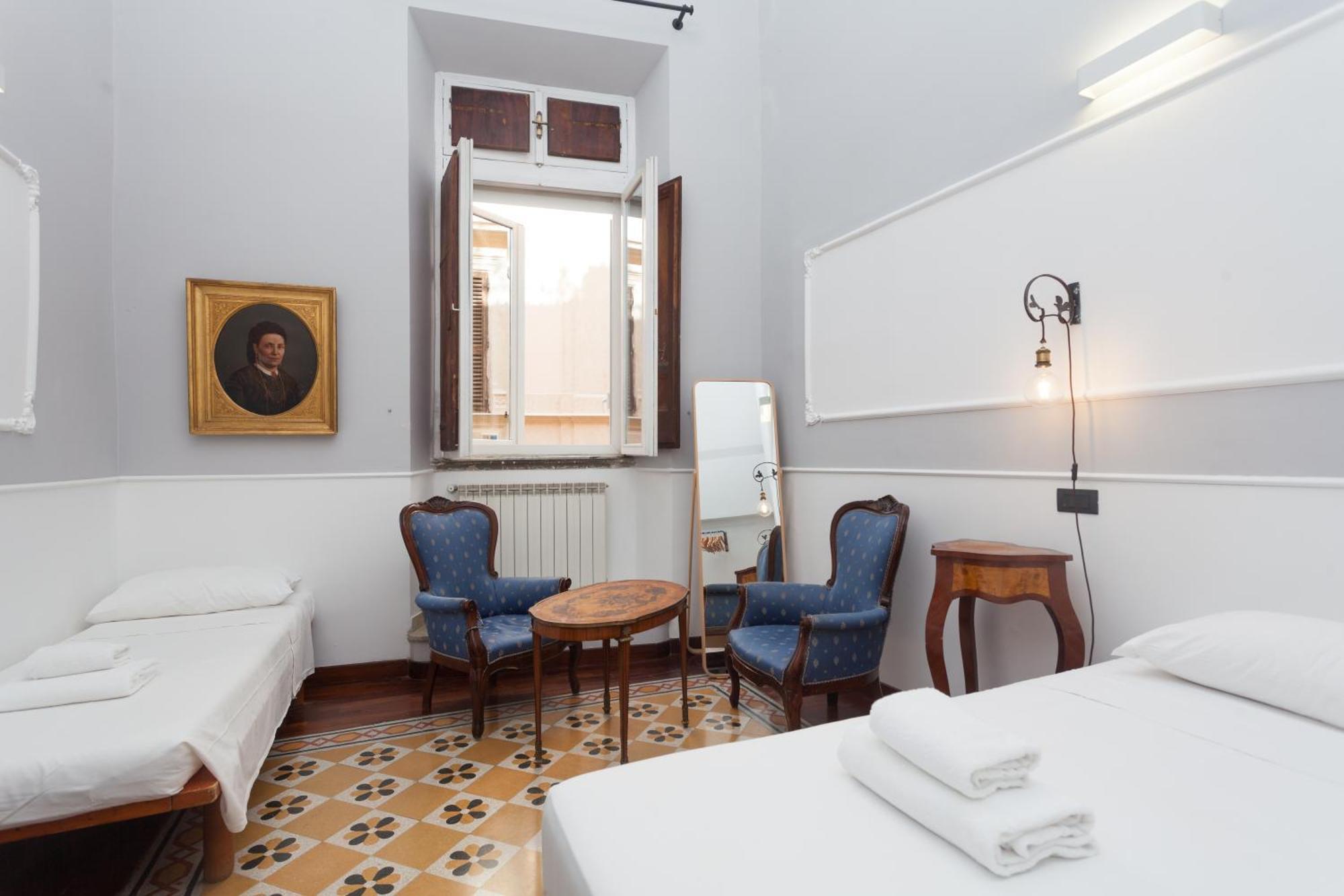 Palazzo Del Duca Piazza Navona Guest House Рим Екстериор снимка